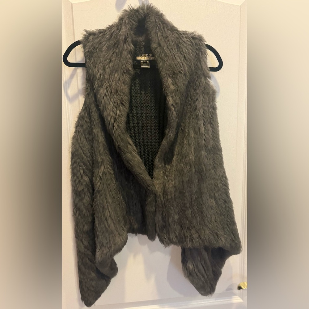 LAROK LUXE Rabbit Fur Vest Medium - Picture 1 of 9